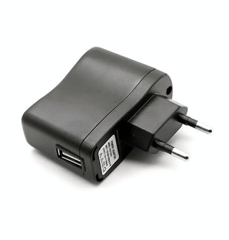 Nabíjecí zdroj pro elektronické cigarety 220V